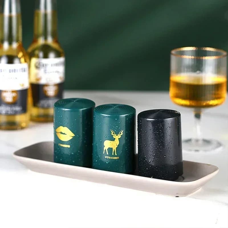 Kreatywny Magnetyczny Otwieracz do butelek z Automatycznym Zamykaniem 🍺